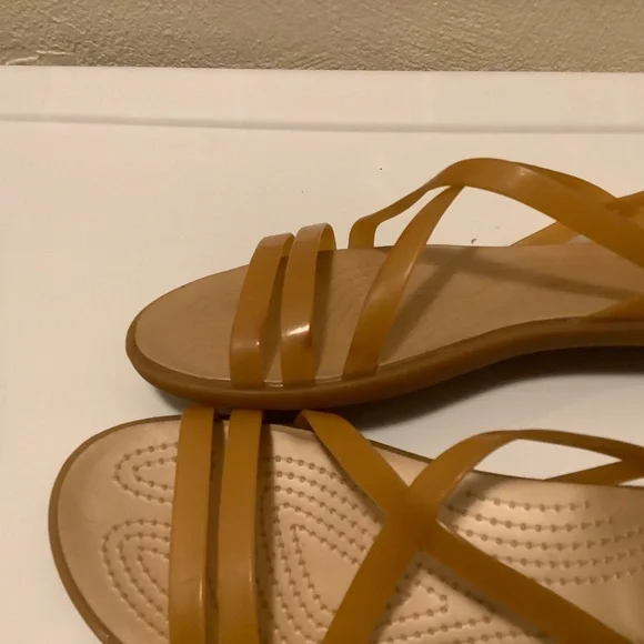 Crocs| Isabella Strappy Sandals, flexible Gemlite™ Straps Iconic Crocs Comfort 7 - Picture 6 of 11